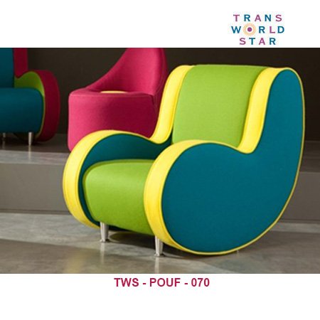 TWS-POUF-070