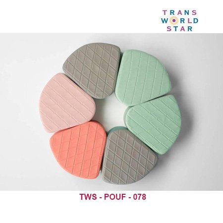 TWS-POUF-078